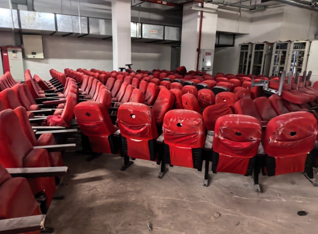 专业护航，使命必达！重庆信则立搬家助力万州体育场物资搬迁圆满推进