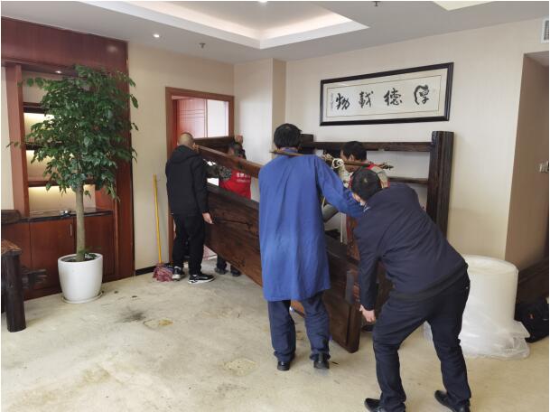 2020年11月3日重庆市万州区哈尔滨银行办公室搬迁服务，由重庆万州信则立搬家服务有限公司承接，并圆满完成任务，且得到甲方一致好评。